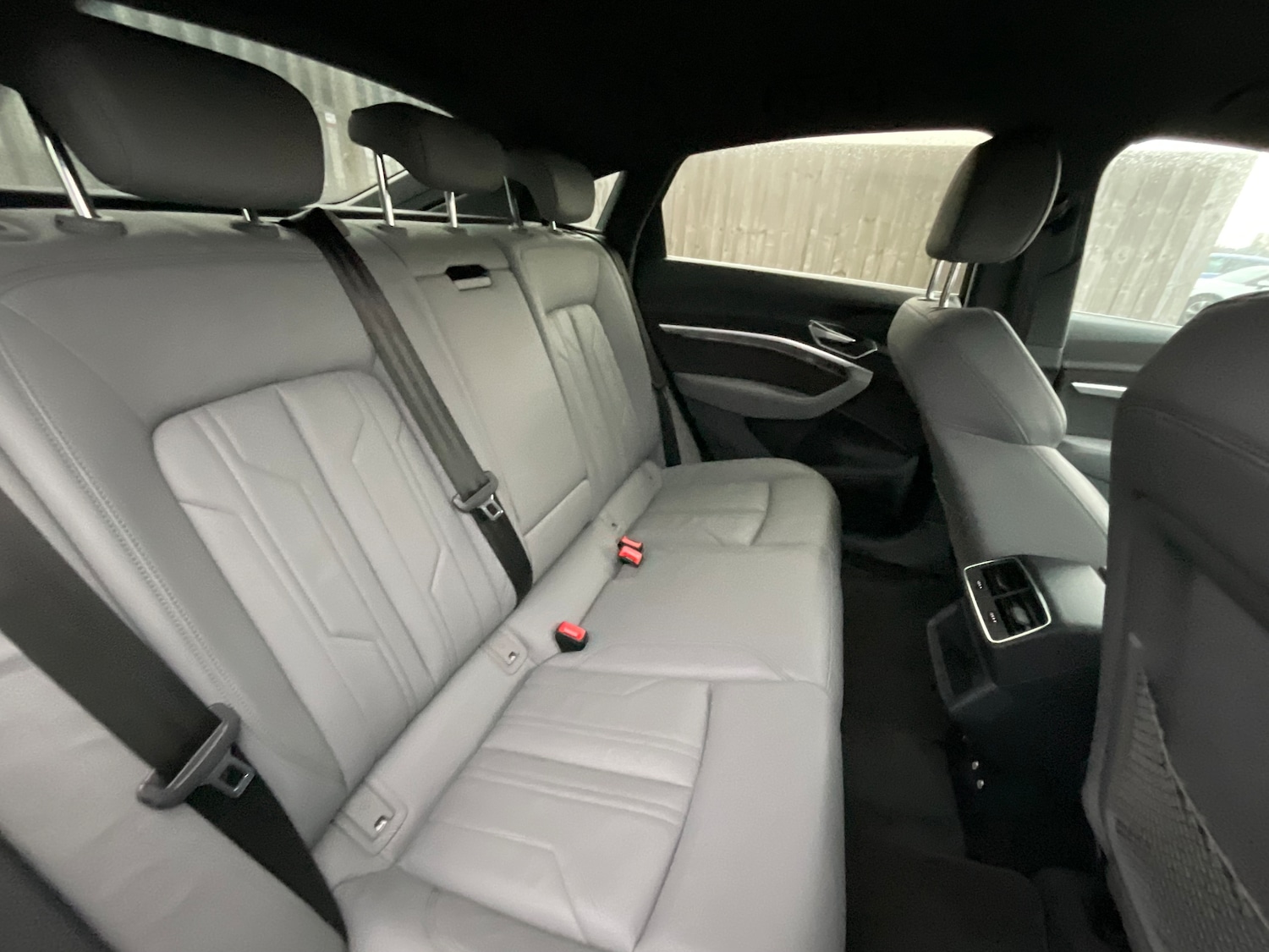 Used Audi e-tron 2022 for sale - 77350701: Photo 11