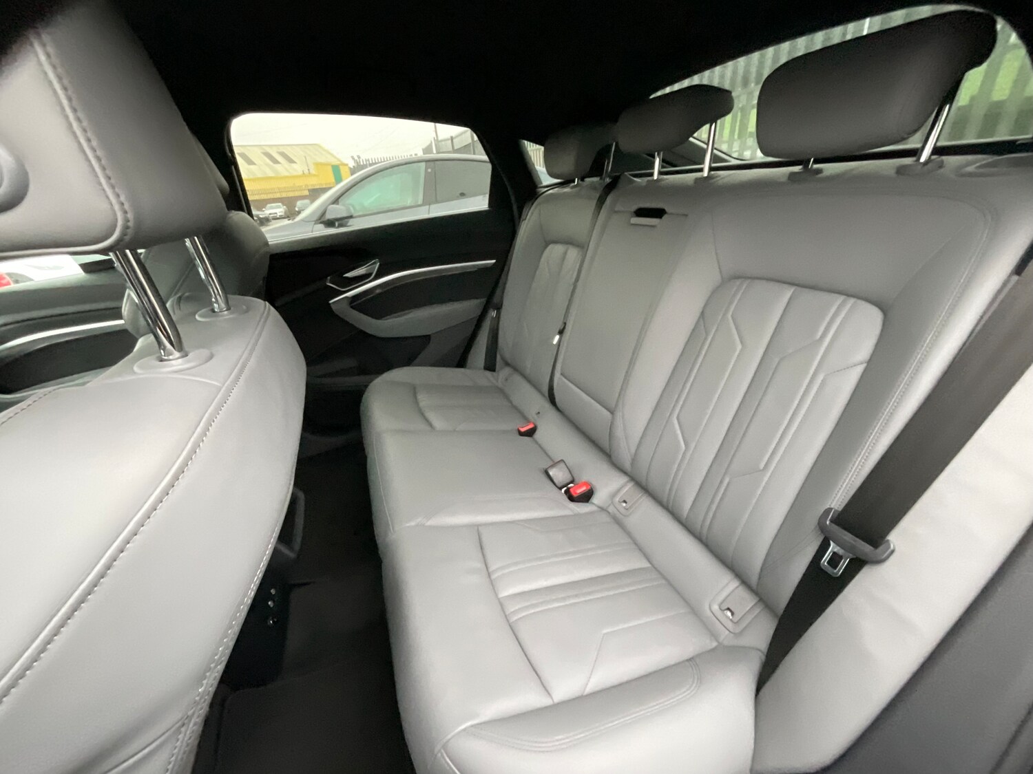 Used Audi e-tron 2022 for sale - 77350701: Photo 14