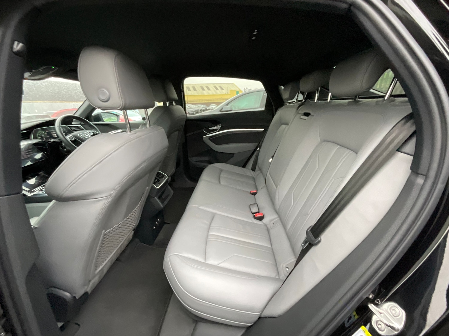 Used Audi e-tron 2022 for sale - 77350701: Photo 15