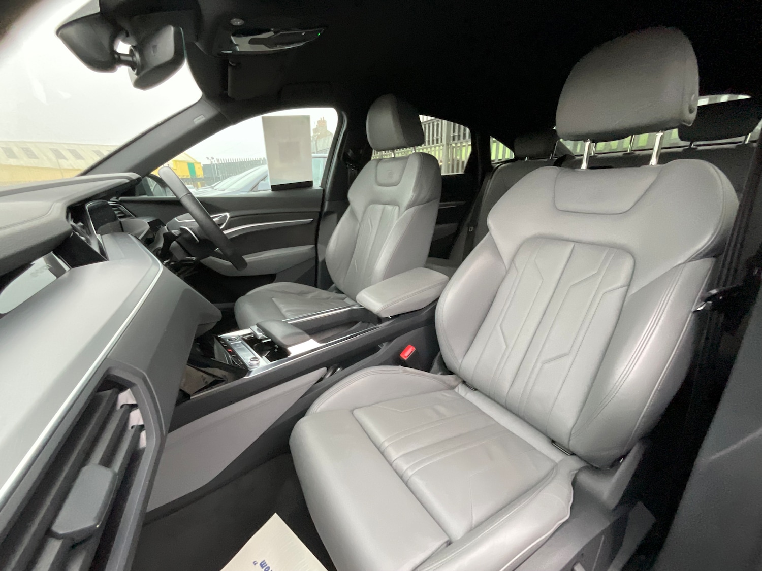 Used Audi e-tron 2022 for sale - 77350701: Photo 17