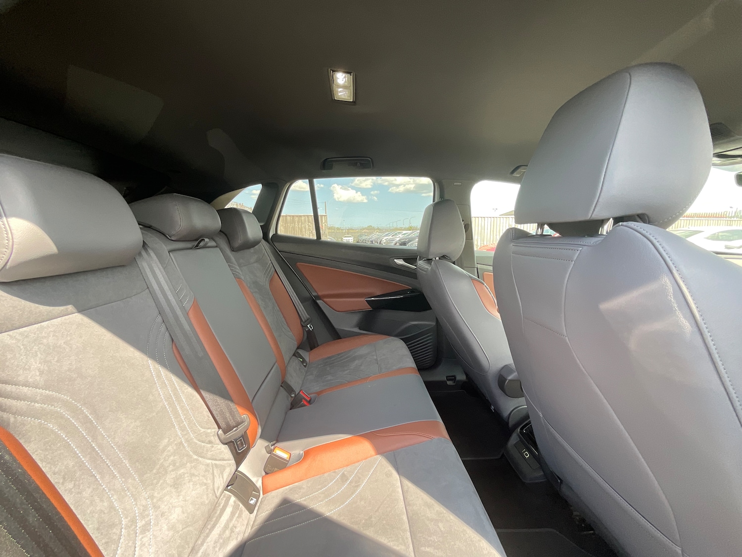 Used Volkswagen ID4 2021 for sale - 76097420: Photo 12