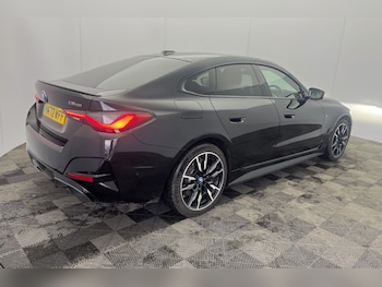 Used BMW i4 2022 for sale - 77077527: Photo