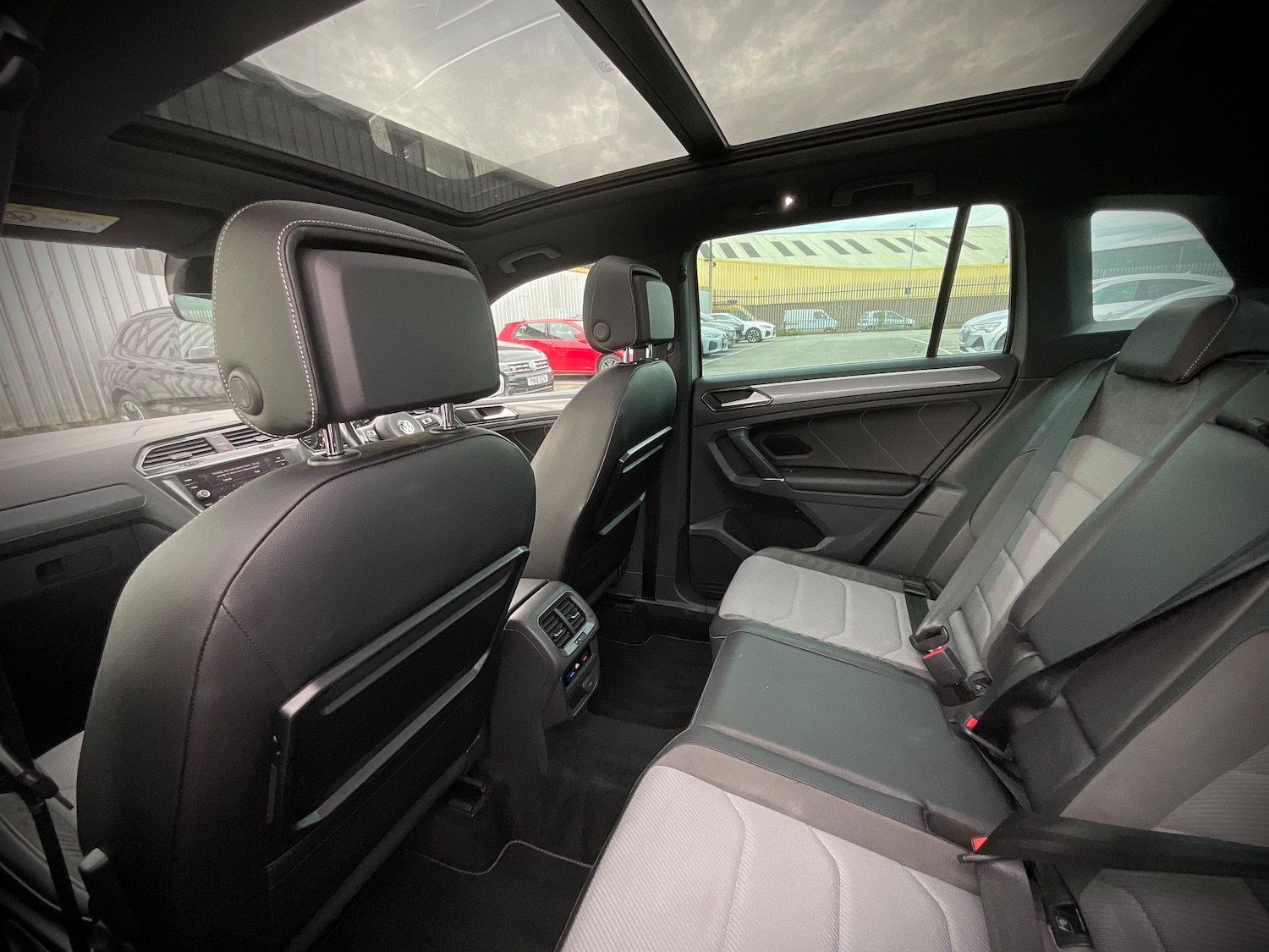 Used Volkswagen Tiguan 2017 for sale - 75754174: Photo 12