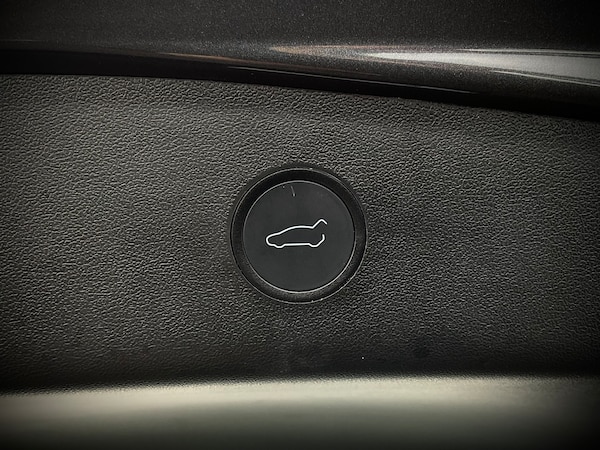 Used Tesla Model 3 2022 for sale - 76257098: Photo 18