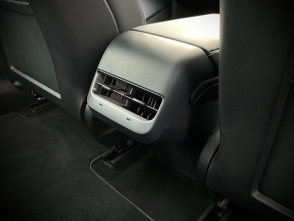 Used Tesla Model 3 2022 for sale - 76257098: Photo 38