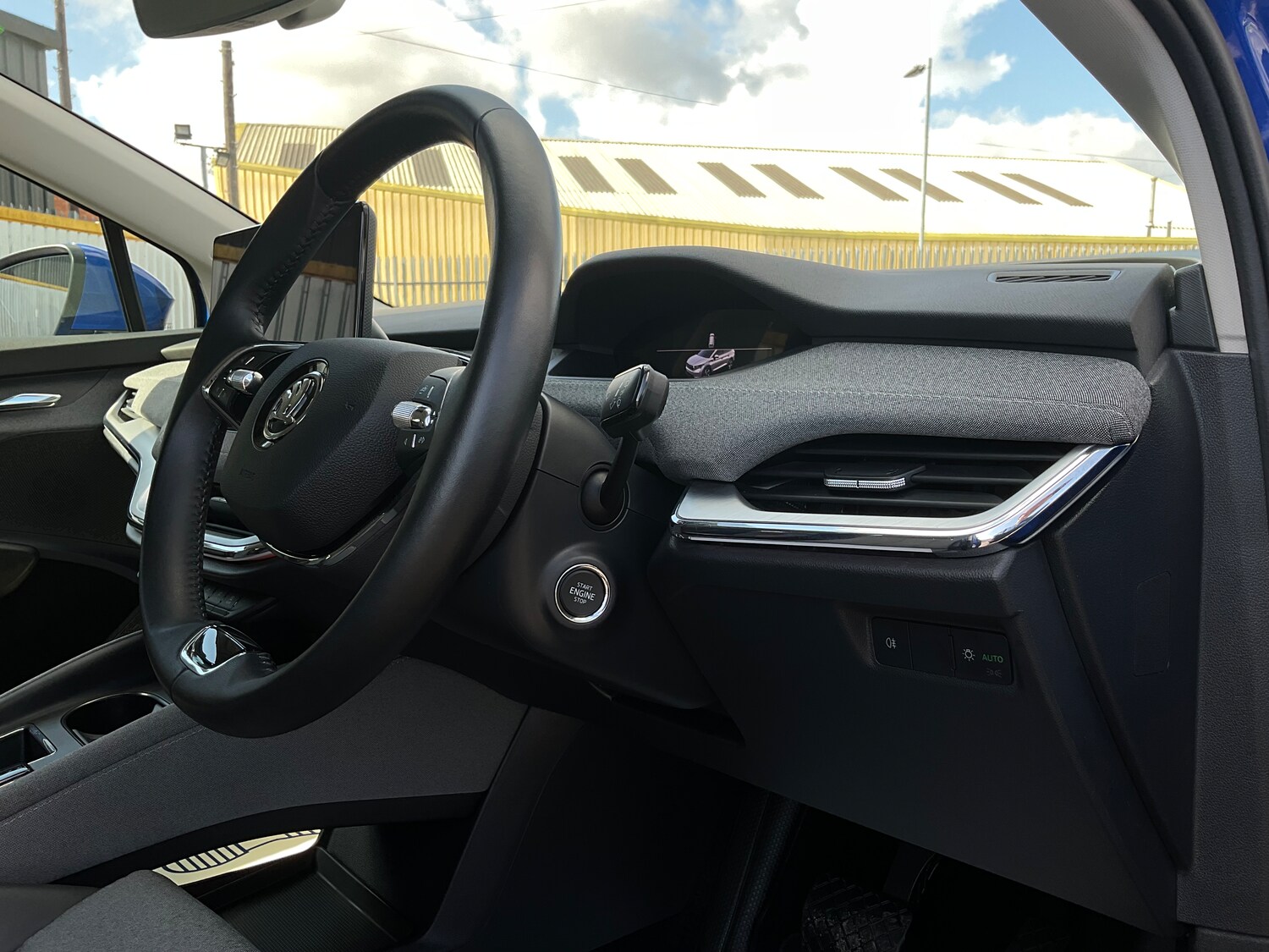 Used Skoda Enyaq 2022 for sale - 75975104: Photo 25