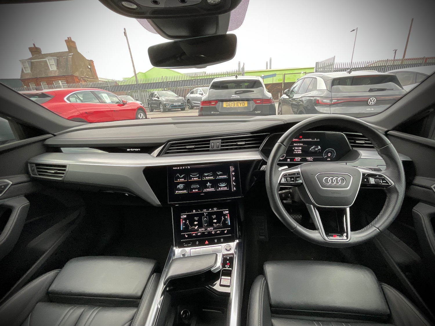 Used Audi e-tron 2022 for sale - 76069791: Photo 1