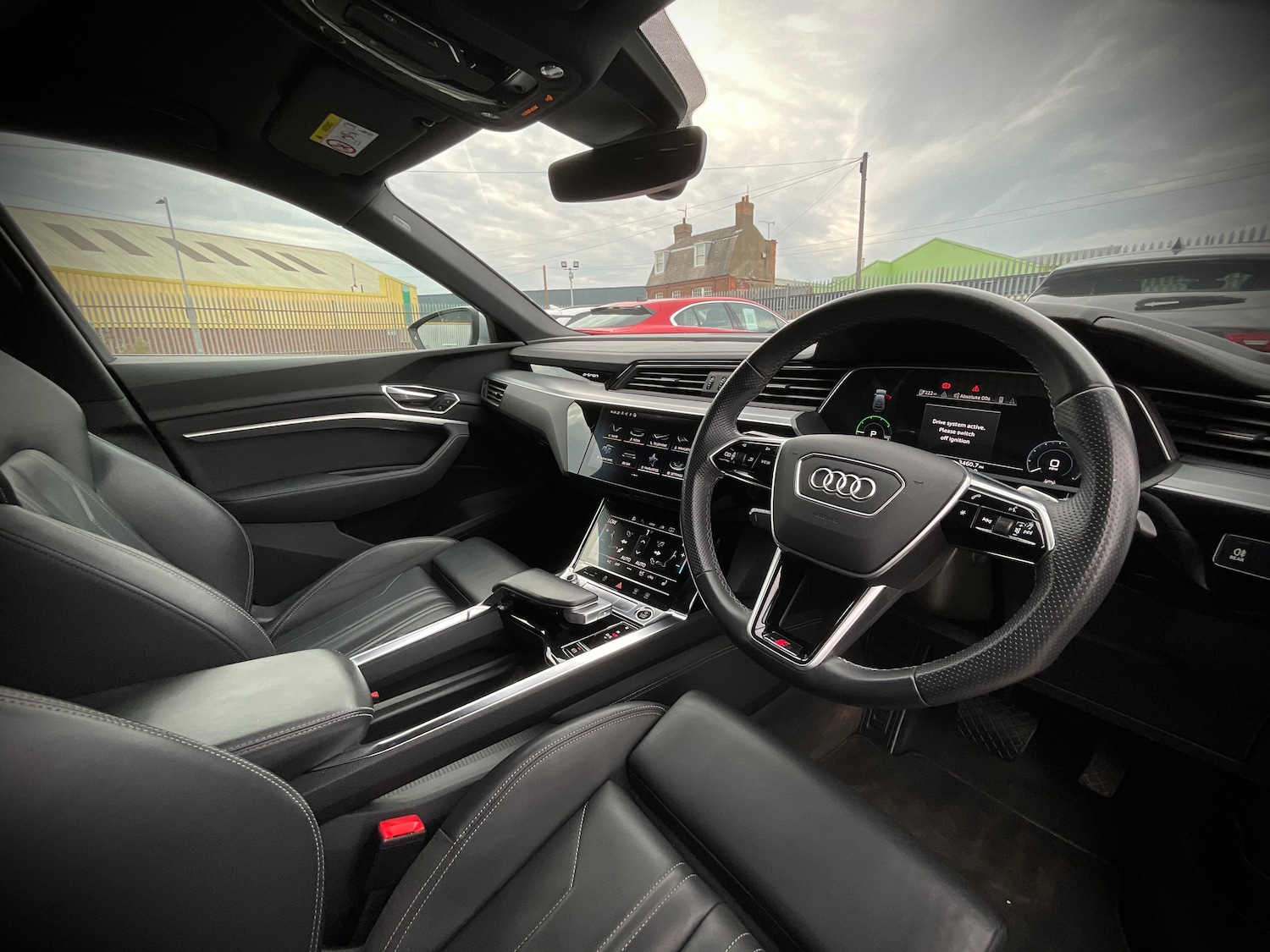 Used Audi e-tron 2022 for sale - 76069791: Photo 2