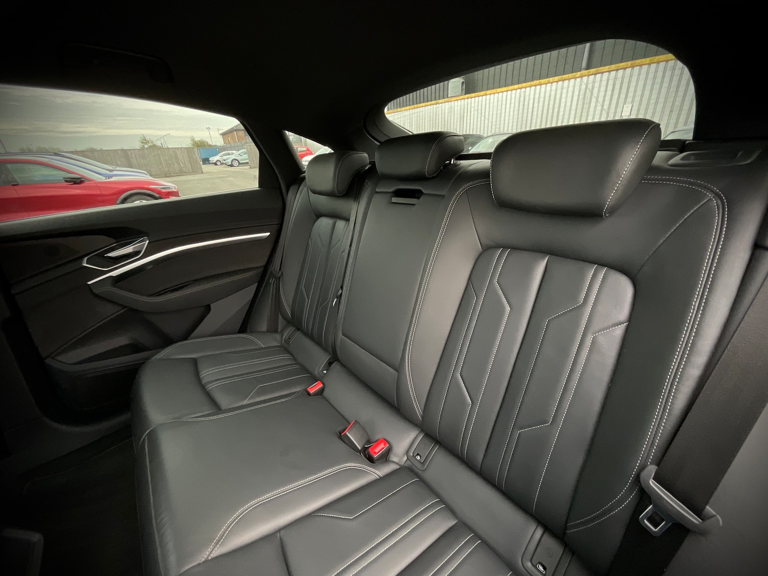 Used Audi e-tron 2022 for sale - 76069791: Photo 9