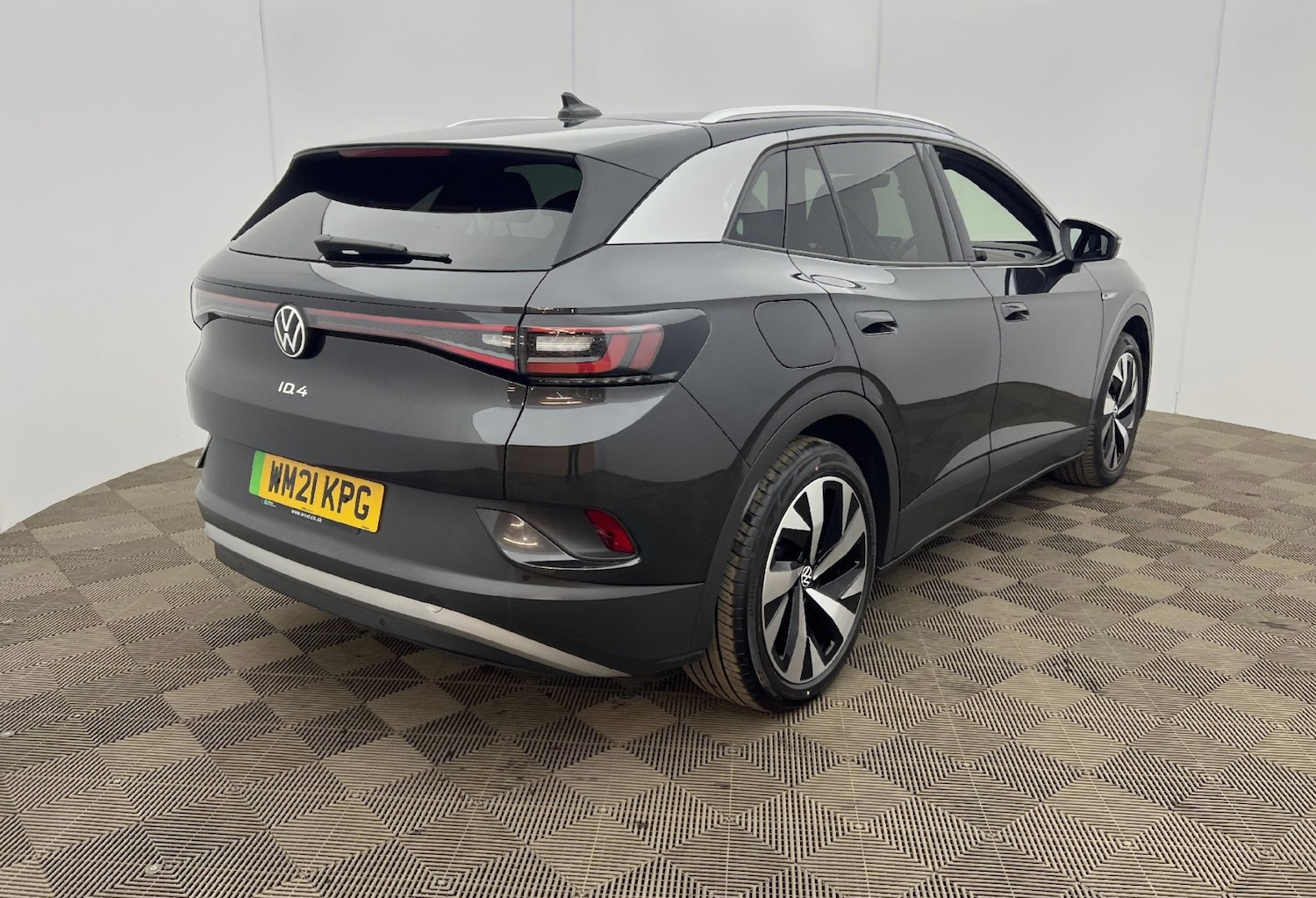 Used Volkswagen ID.4 2021 for sale - 76368715: Photo 2