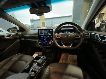 Hyundai - IONIQ
