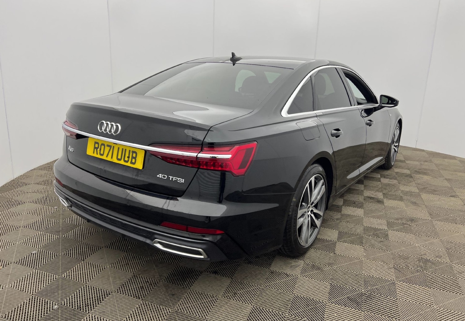 Used Audi A6 2021 for sale - 77206689: Photo 2