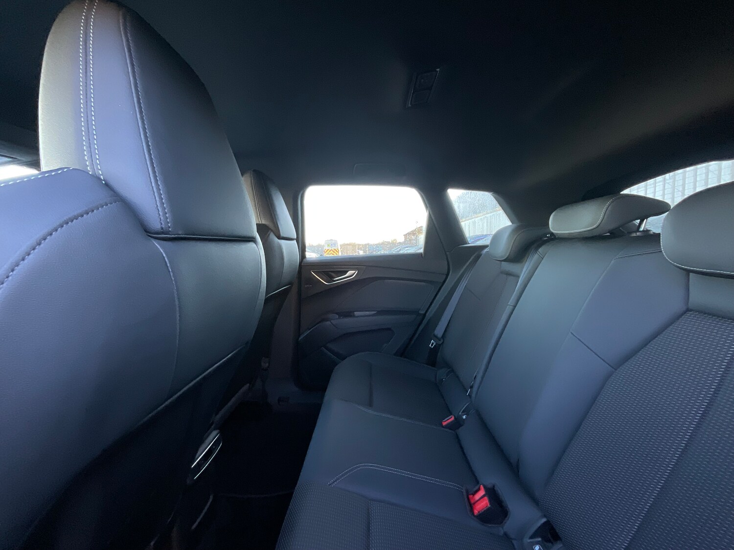 Used Audi Q4 e-tron 2023 for sale - 77473171: Photo 15