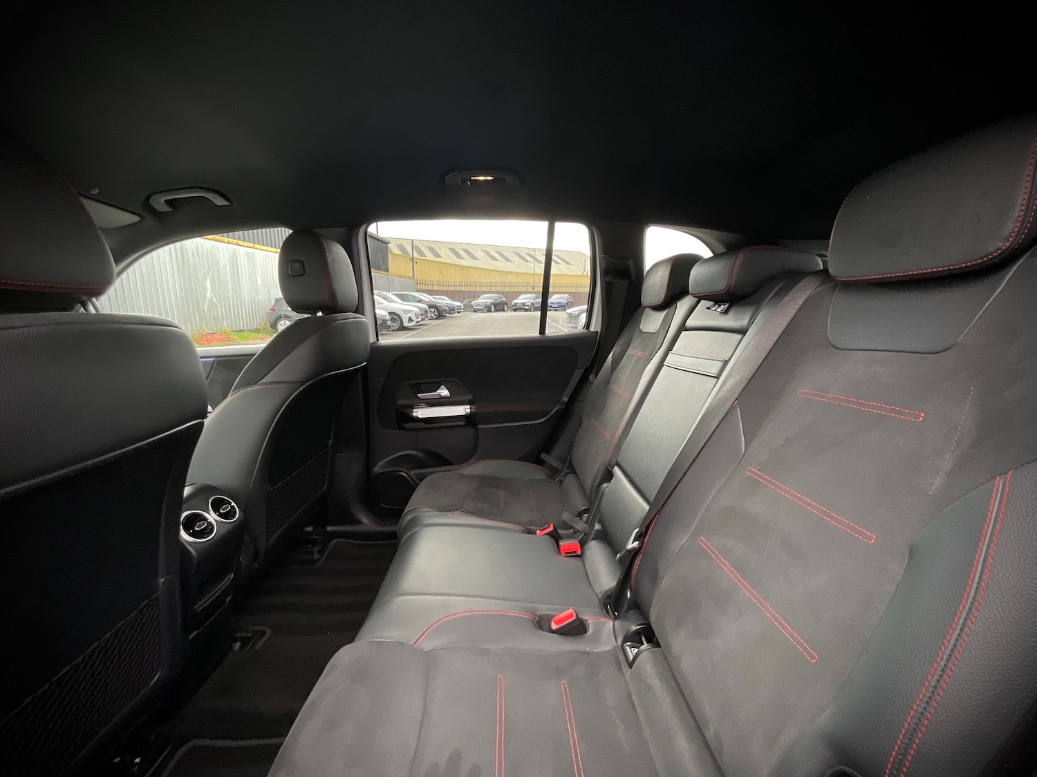 Used Mercedes-Benz EQB 2024 for sale - 76036723: Photo 16