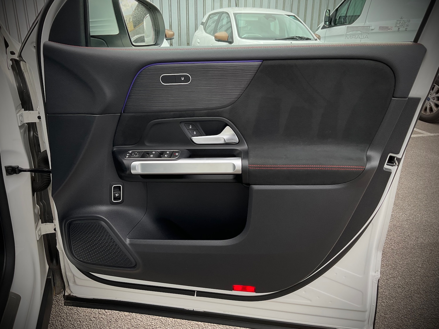 Used Mercedes-Benz EQB 2024 for sale - 76036723: Photo 40
