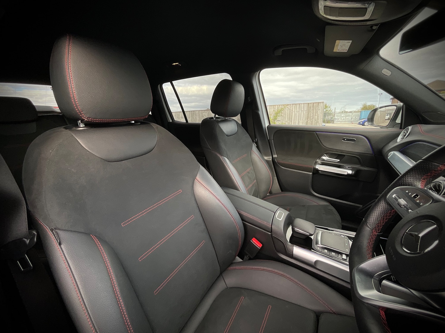 Used Mercedes-Benz EQB 2024 for sale - 76036723: Photo 8