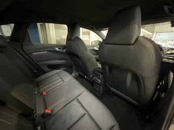 Used Audi Q4 e-tron 2024 for sale - 77415274: Photo