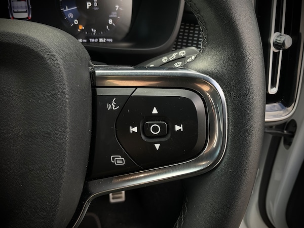 Used Volvo XC40 2022 for sale - 75512541: Photo 26