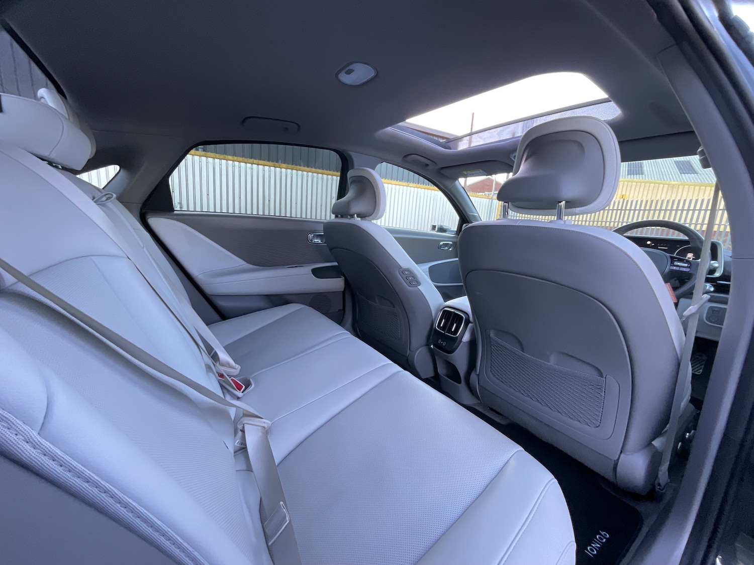 Used Hyundai IONIQ 6 2023 for sale - 77233372: Photo 10