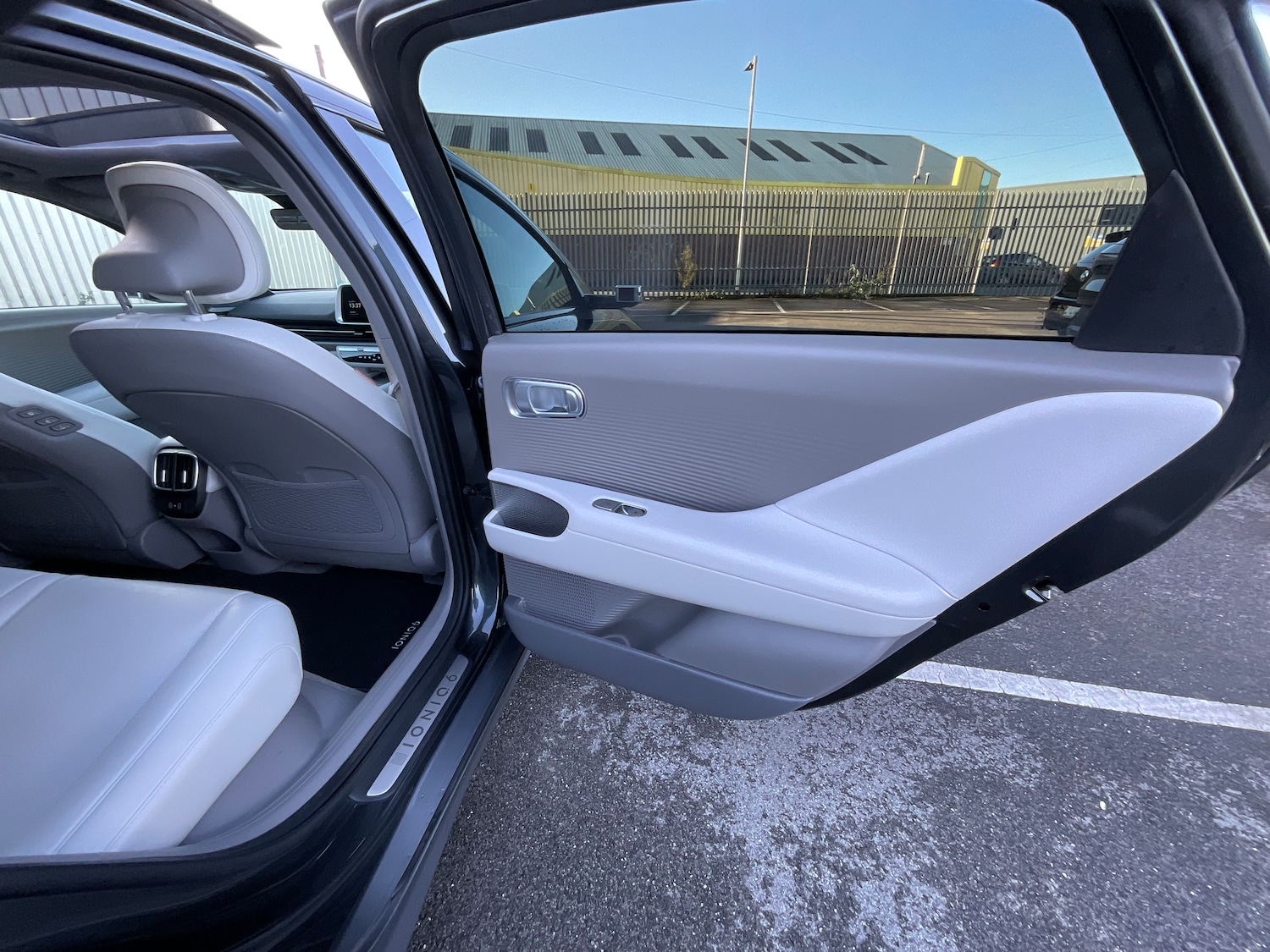 Used Hyundai IONIQ 6 2023 for sale - 77233372: Photo 21