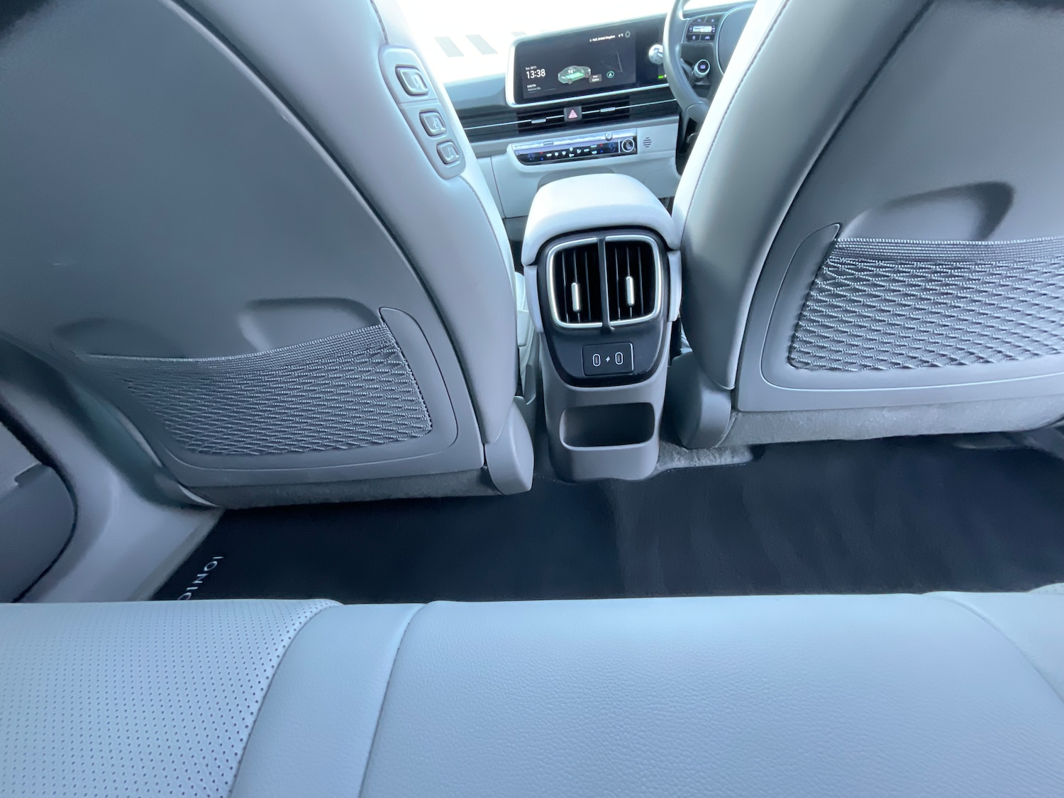 Used Hyundai IONIQ 6 2023 for sale - 77233372: Photo 24