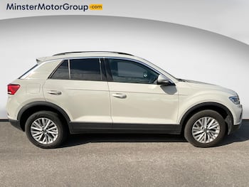 Used Volkswagen T-Roc 2023 for sale - 79630760: Photo