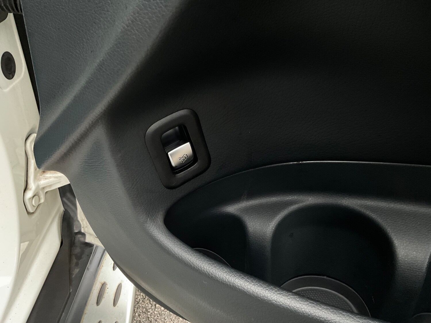 Used Mercedes-Benz EQC 2020 for sale - 78010747: Photo 27