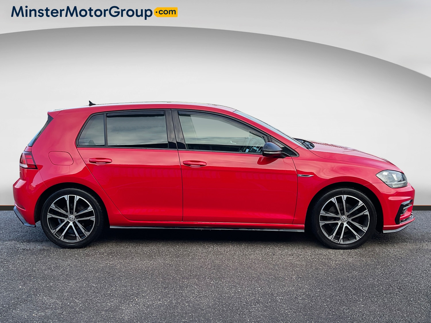 Used Volkswagen Golf 2018 for sale - 77500921: Photo 2