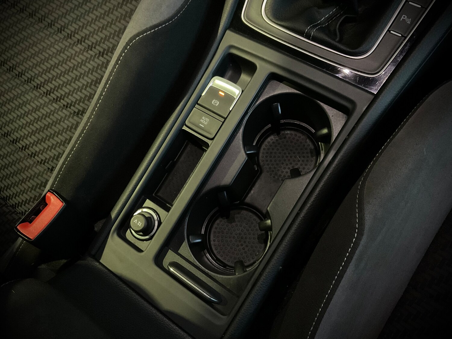 Used Volkswagen Golf 2018 for sale - 77500921: Photo 29