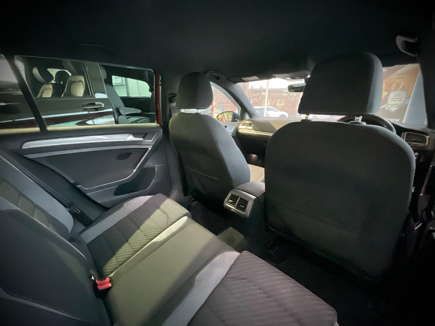 Used Volkswagen Golf 2018 for sale - 77500921: Photo 9