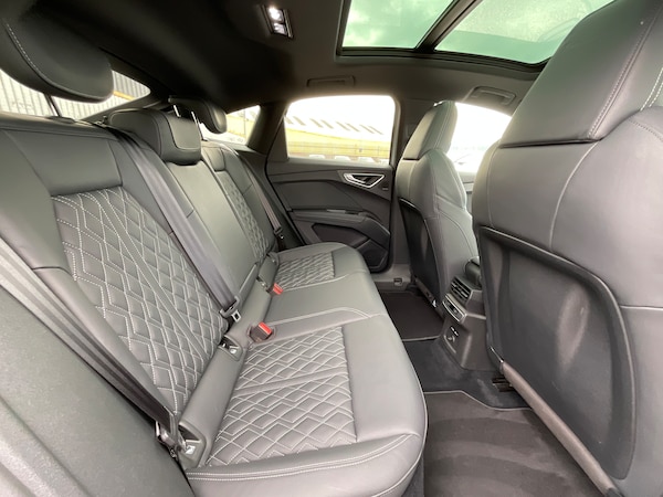 Used Audi Q4 e-tron 2022 for sale - 74723055: Photo 9