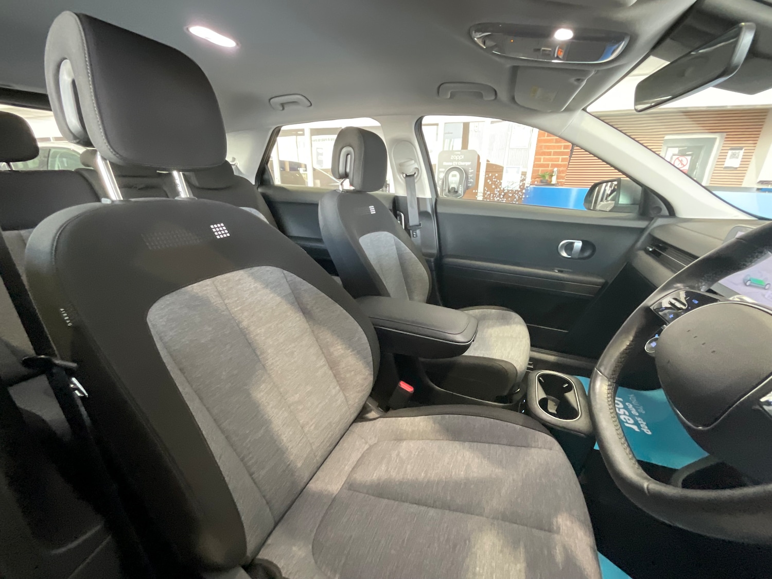 Used Hyundai IONIQ 5 2024 for sale - 77567911: Photo 3