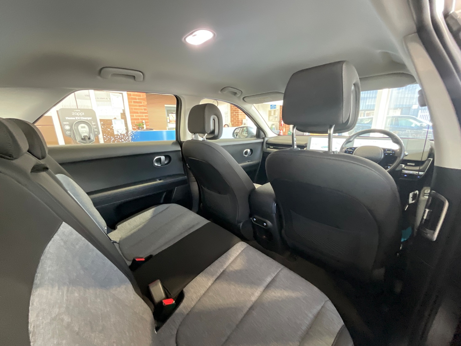 Used Hyundai IONIQ 5 2024 for sale - 77567911: Photo 5