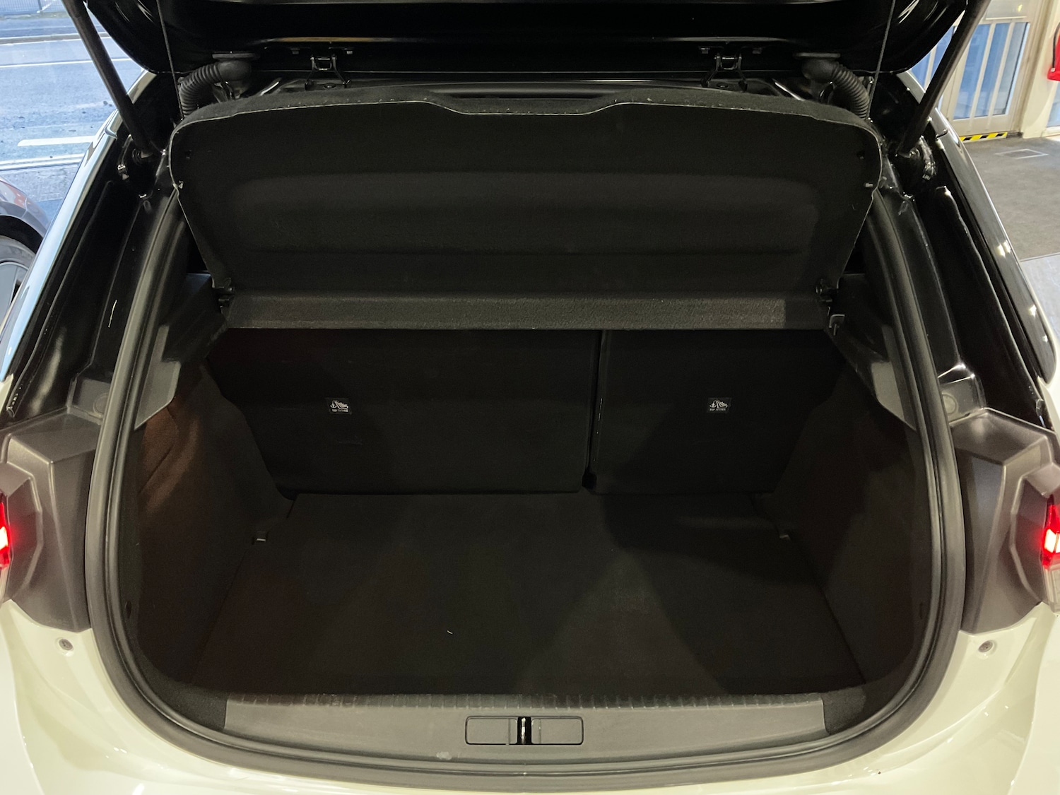 Used Vauxhall Corsa 2023 for sale - 77022698: Photo 14