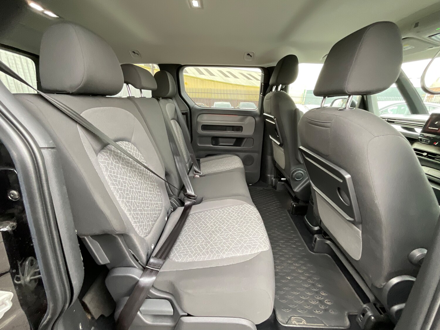 Used Volkswagen ID.3 2023 for sale - 77374390: Photo 12