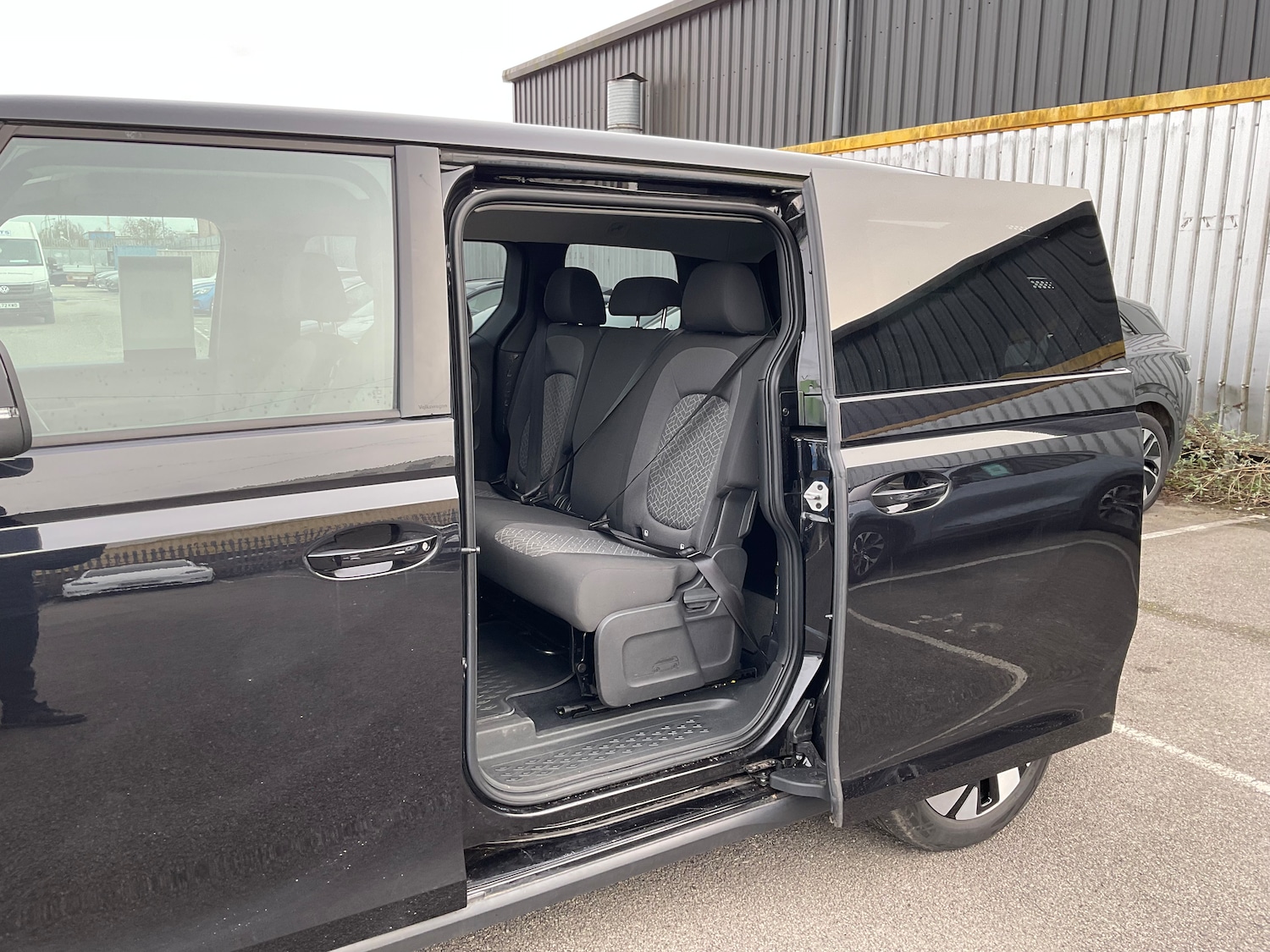 Used Volkswagen ID.3 2023 for sale - 77374390: Photo 16