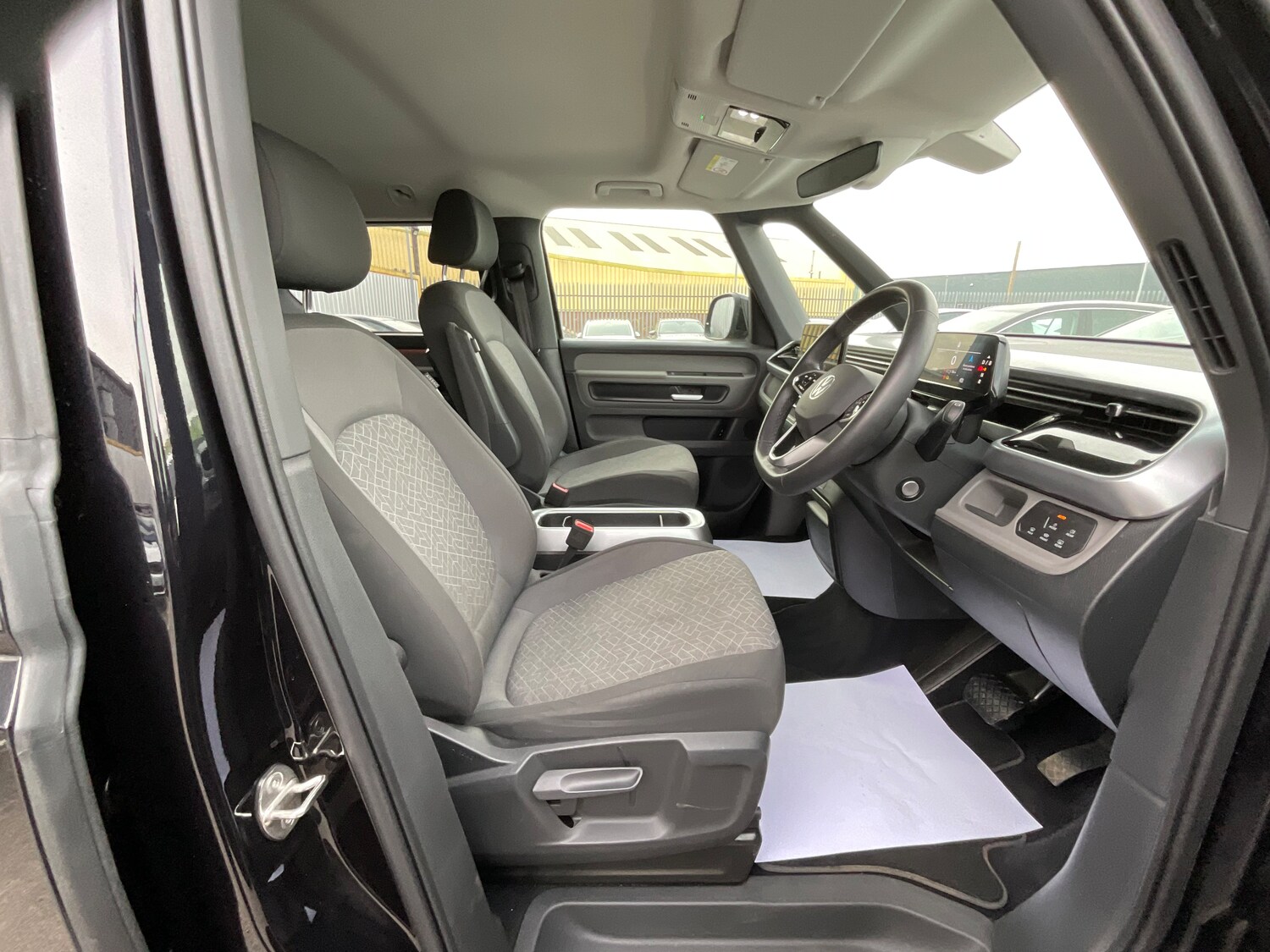 Used Volkswagen ID.3 2023 for sale - 77374390: Photo 9