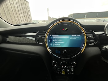 Used MINI Electric Hatch 2024 for sale - 77973526: Photo