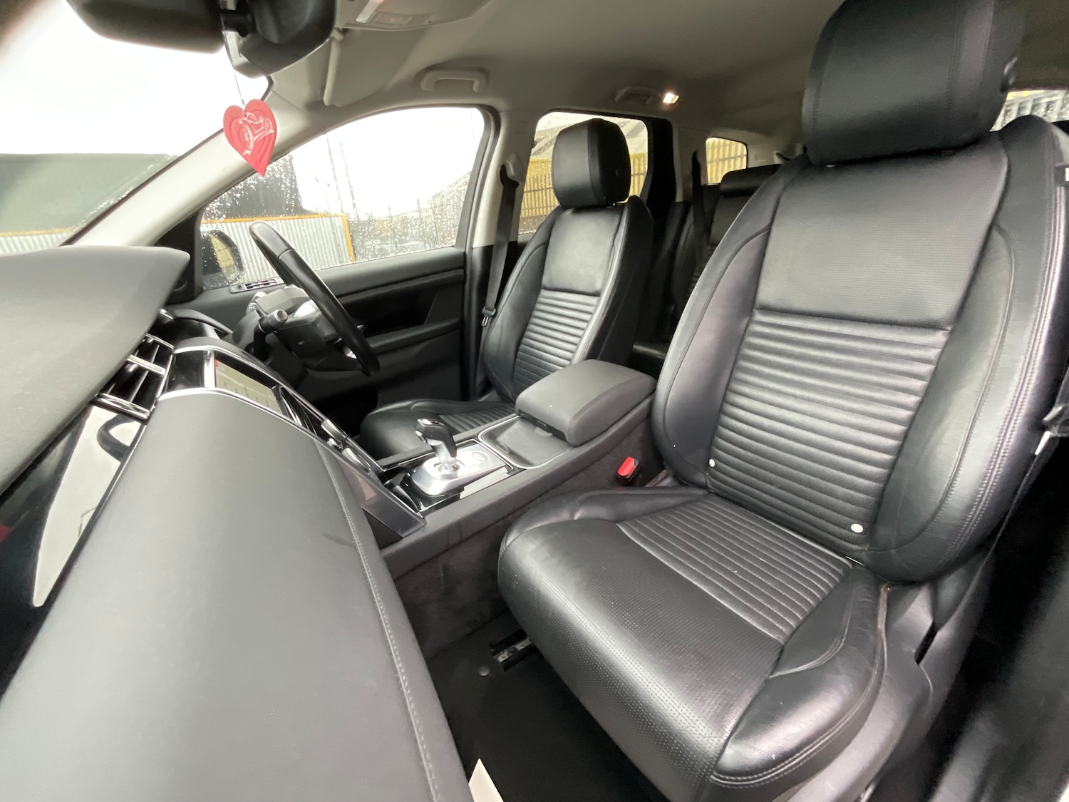 Used Land Rover Discovery Sport 2019 for sale - 76364752: Photo 17