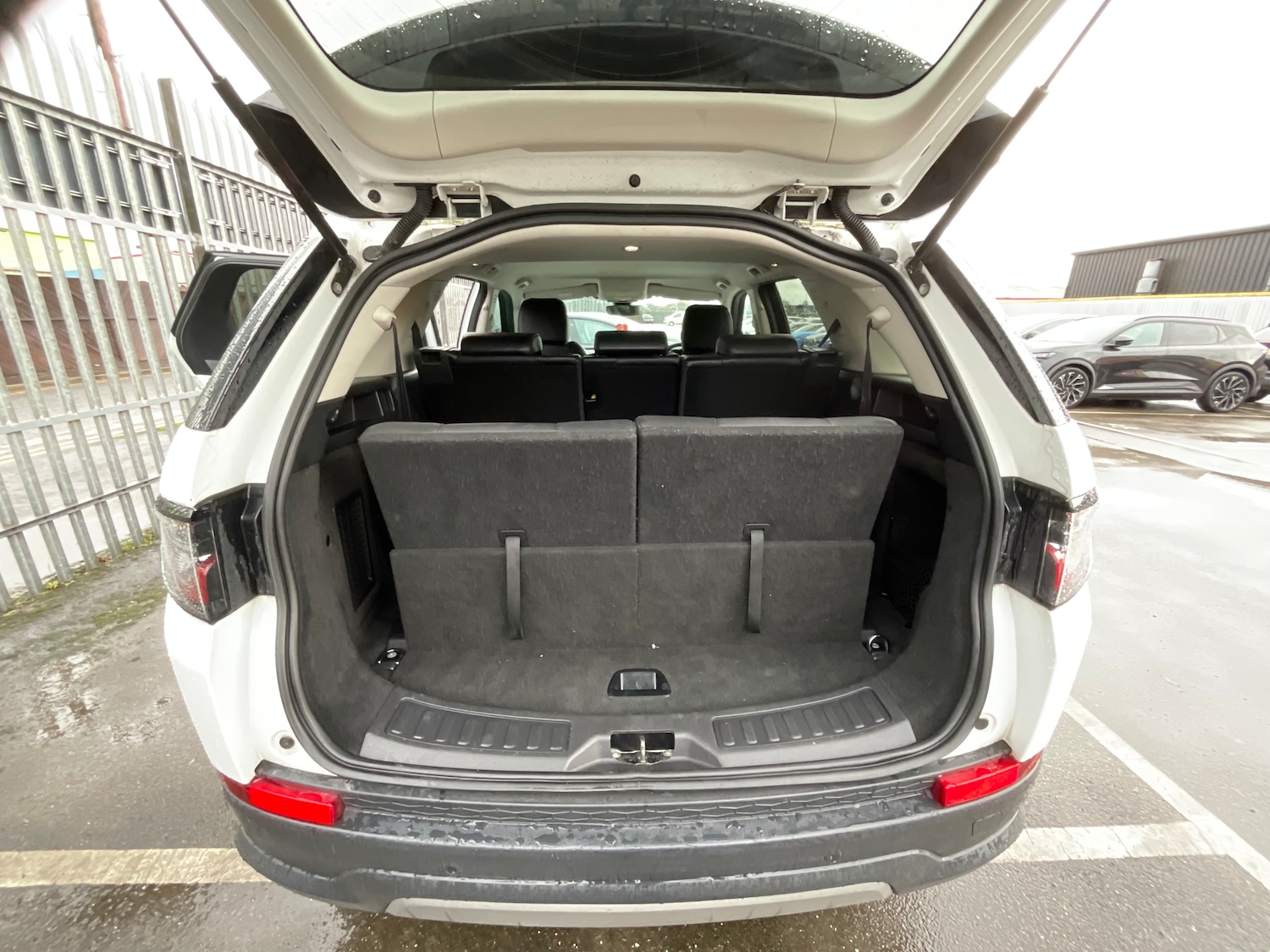 Used Land Rover Discovery Sport 2019 for sale - 76364752: Photo 20