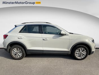 Used Volkswagen T-Roc 2023 for sale - 79588520: Photo