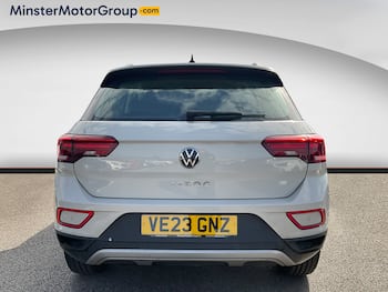Used Volkswagen T-Roc 2023 for sale - 79588520: Photo
