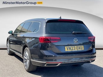 Used Volkswagen Passat 2023 for sale - 79198140: Photo