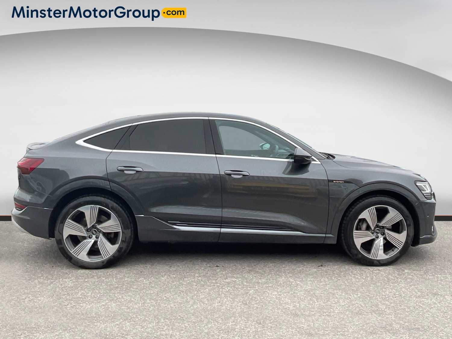 Used Audi e-tron 2022 for sale - 77973525: Photo 2