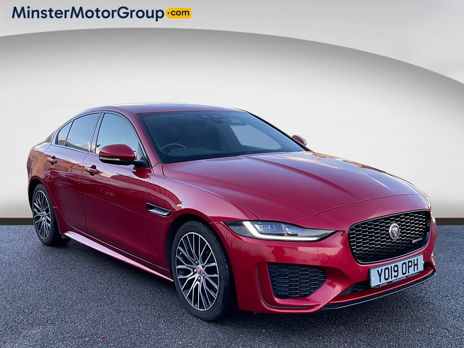 Used Jaguar XE 2019 for sale - 76681982: Photo 1