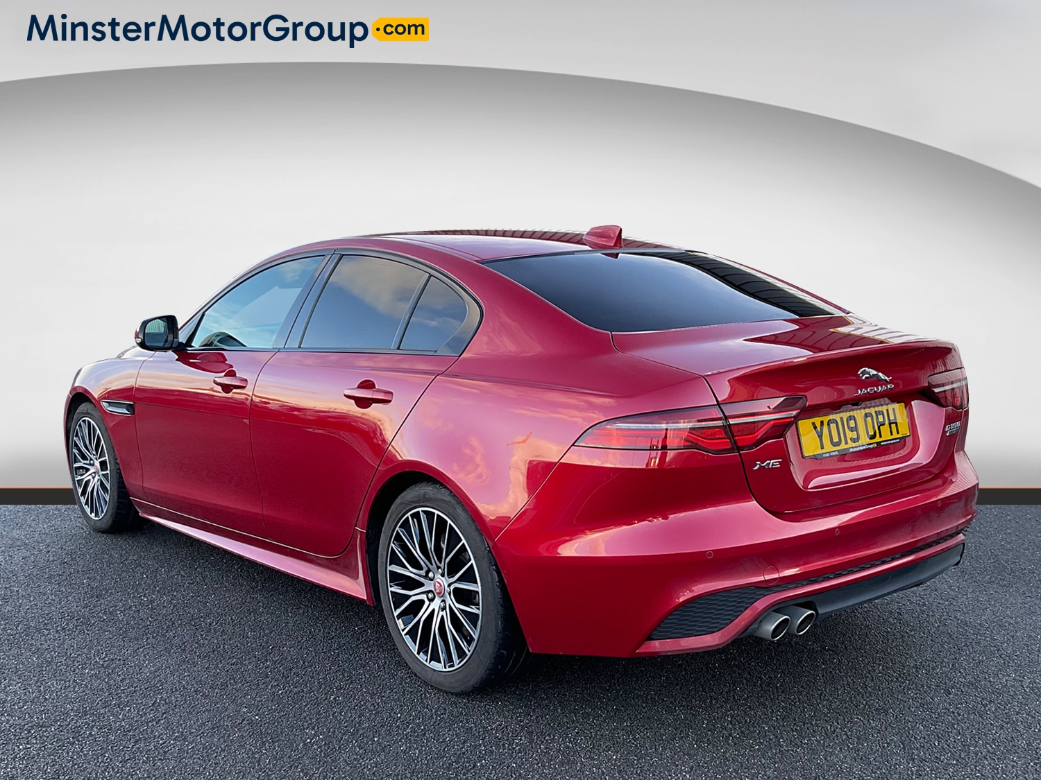 Used Jaguar XE 2019 for sale - 76681982: Photo 4
