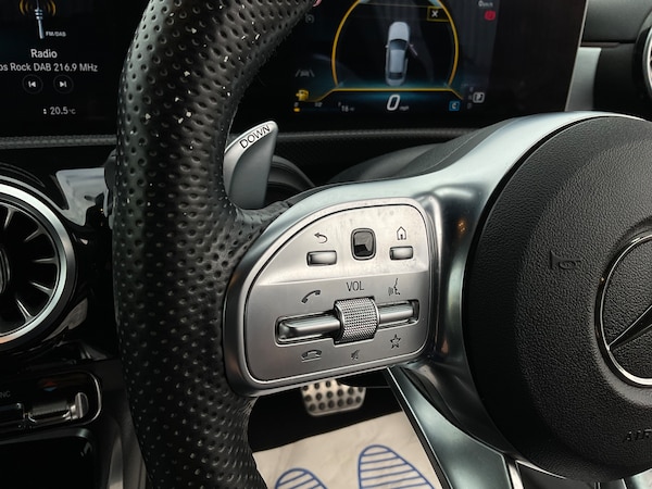 Used Mercedes-Benz A-Class 2019 for sale - 76082015: Photo 32