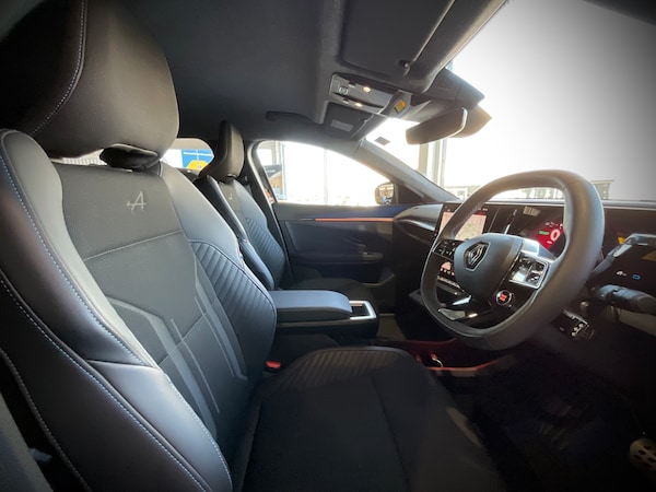 Used Renault Scenic E-Tech 2024 for sale - 75360826: Photo 8