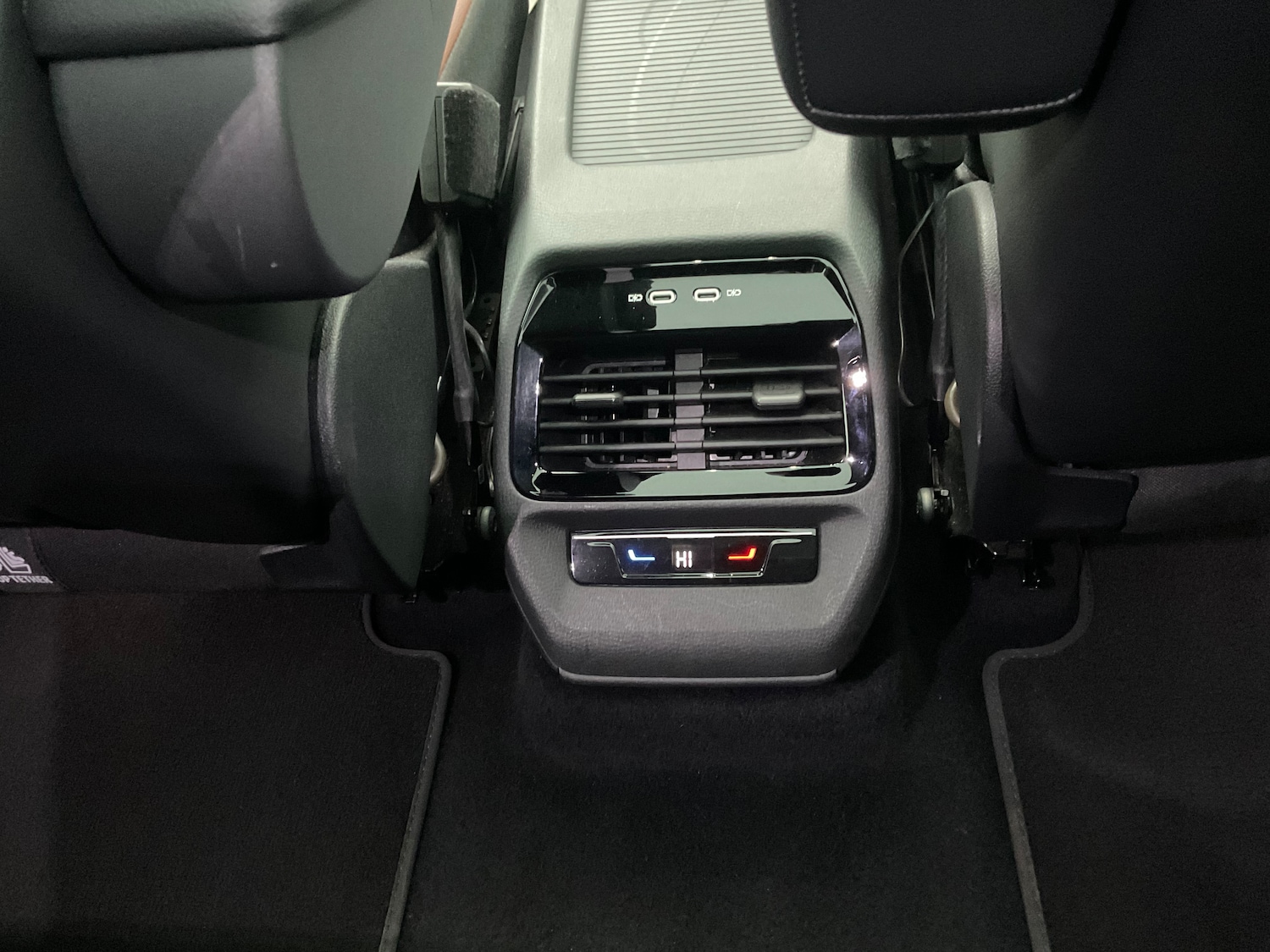 Used Volkswagen ID.4 2021 for sale - 77125348: Photo 23