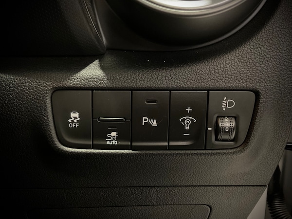 Used Hyundai KONA 2022 for sale - 76194133: Photo 26